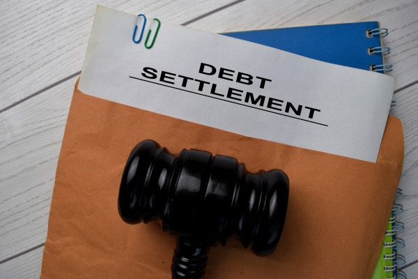 How much does a debt settlement lawyer cost